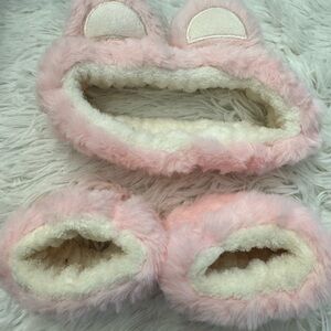 Cozy Pink Faux Fur Spa headband set
